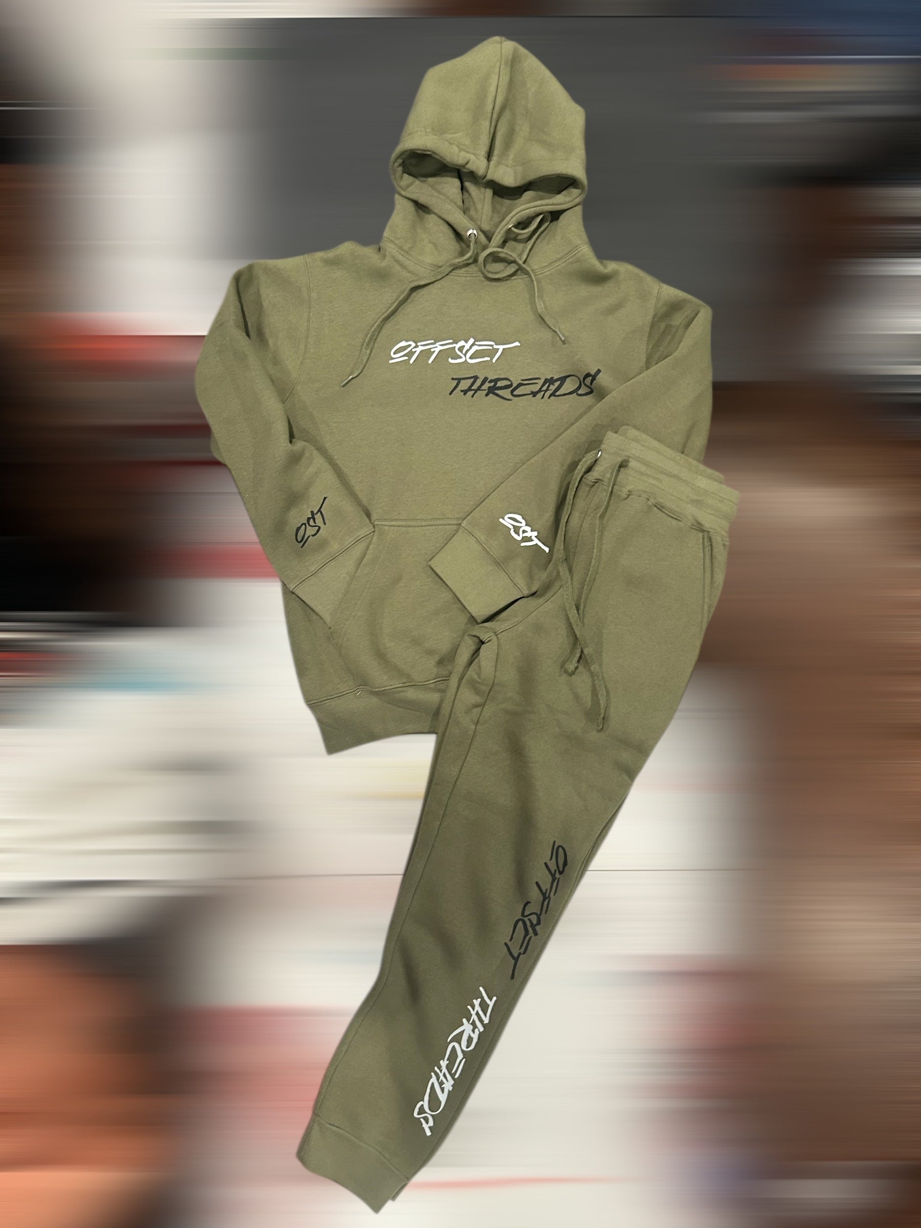 OFFSET THREADS SWEATSUITE ARMY GREEN